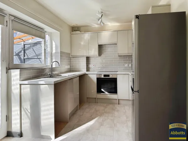 Ferneley Crescent, Newmarket, CB8 0GW