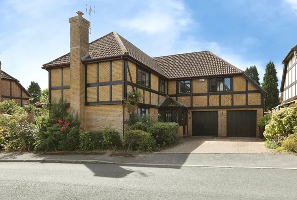 Acer Avenue, Tunbridge Wells, Kent, TN2