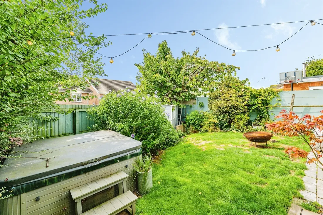 Property photo 32