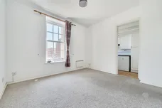 16 Cookham Road, Maidenhead