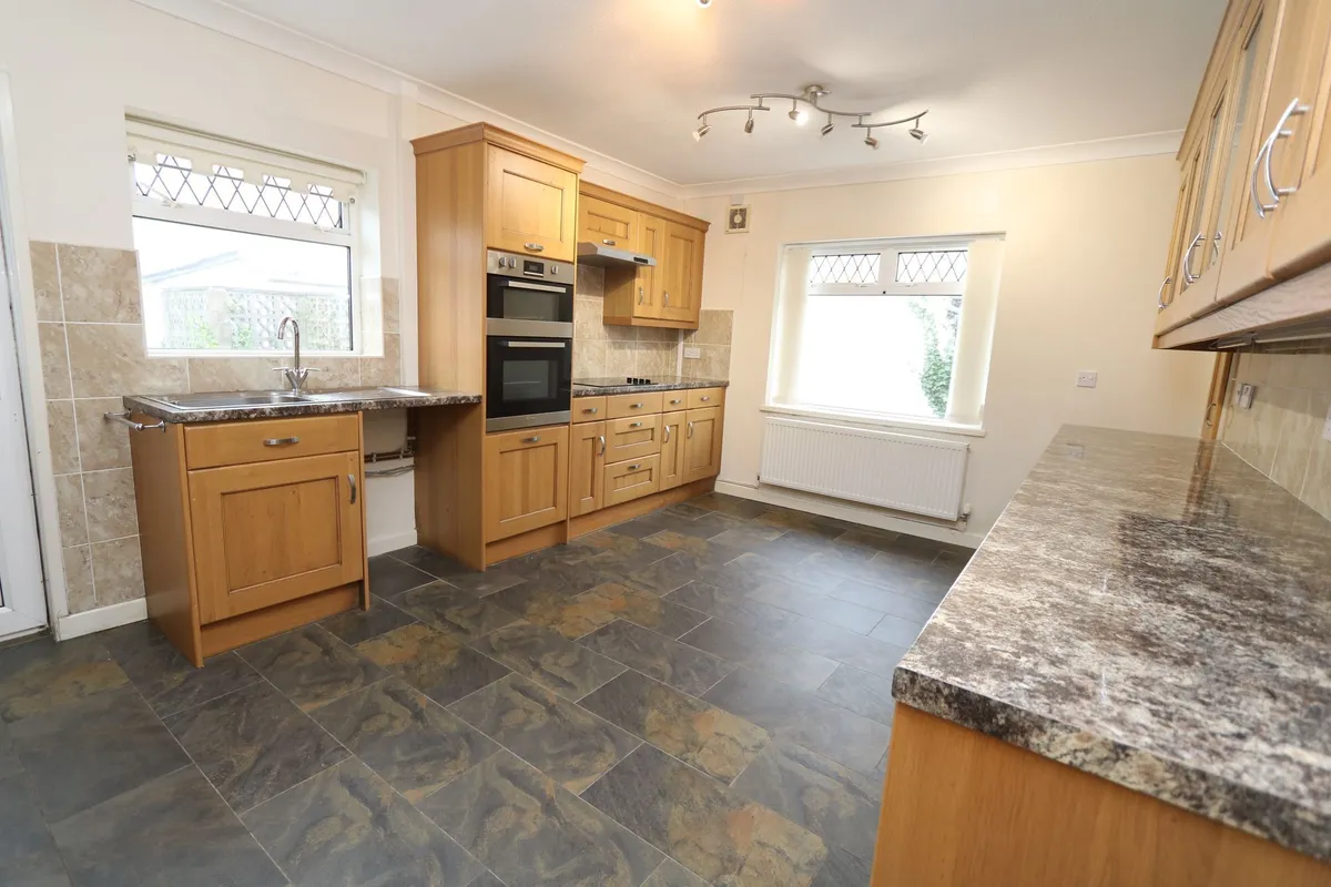 Fonmon Road, Rhoose CF62