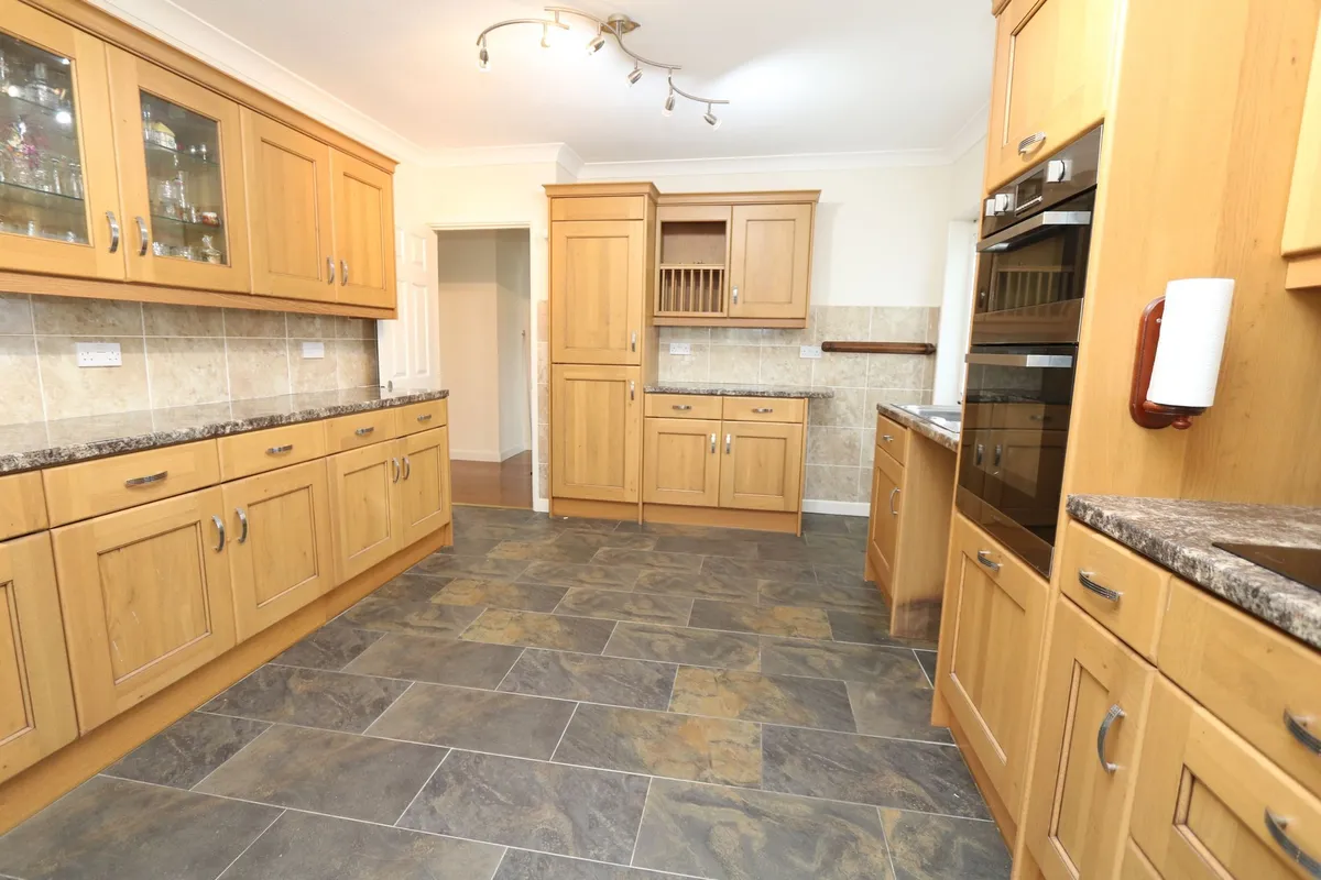 Fonmon Road, Rhoose CF62