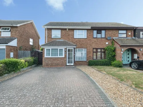 Swift Close, Newport Pagnellphoto