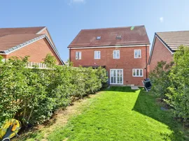 Adlam Way, Salisbury thumb 2