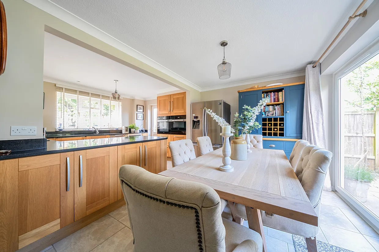 Manor Farm Way, Seer Green, HP9 photo 4