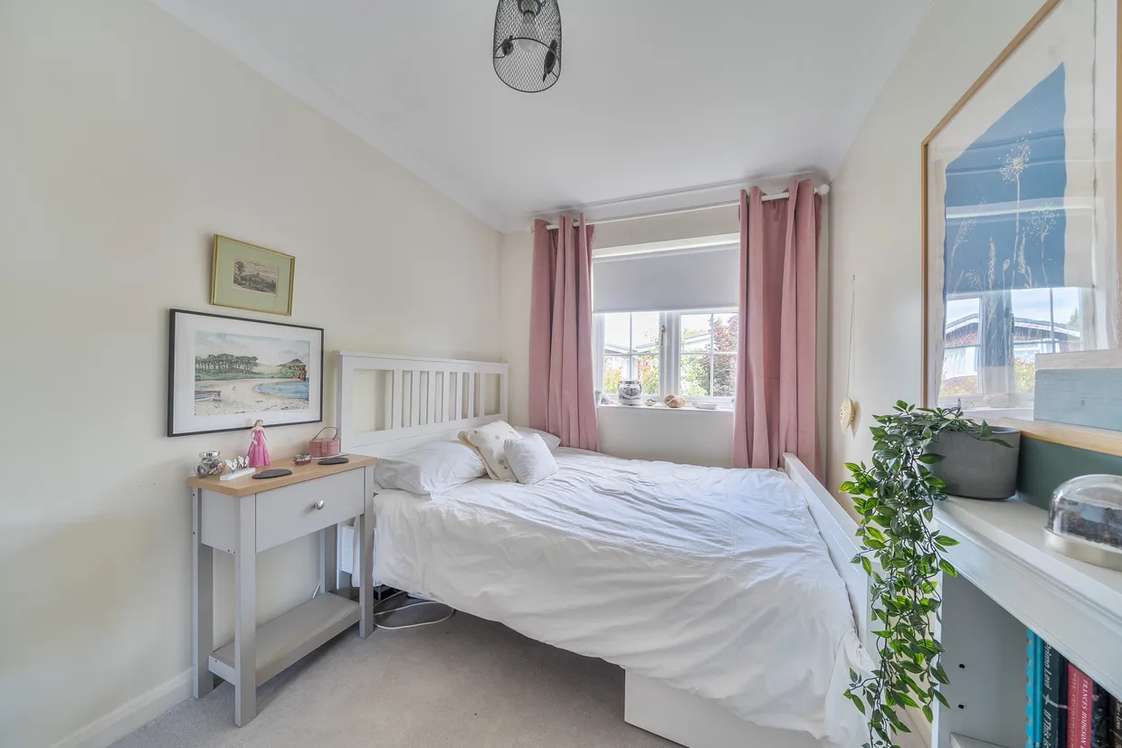 Manor Farm Way, Seer Green, HP9 photo 15