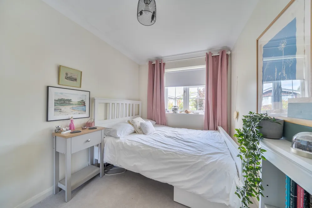 Manor Farm Way, Seer Green, HP9 photo 15