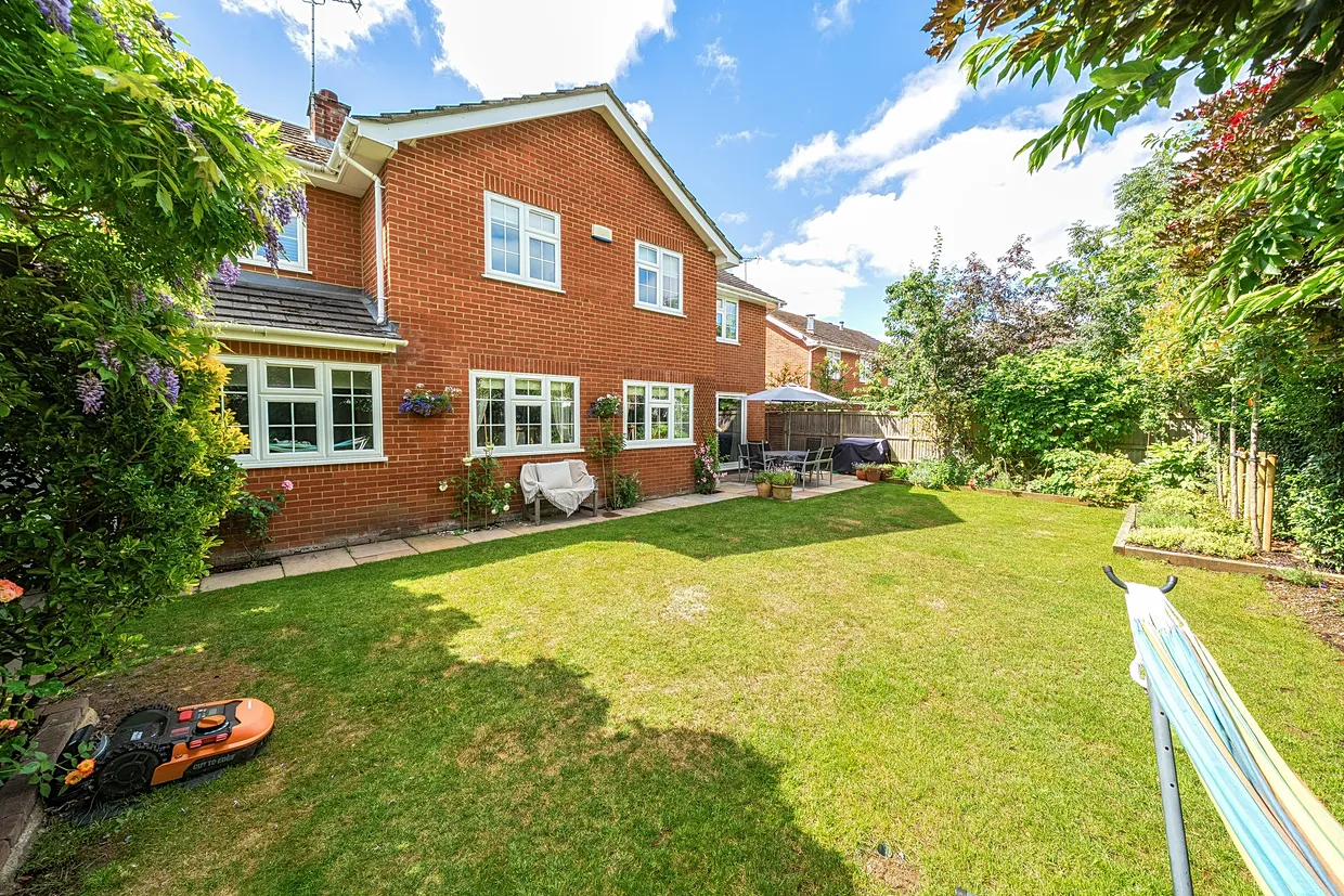 Manor Farm Way, Seer Green, HP9 photo 20