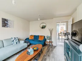 Witts Grove, Chippenham thumb 3