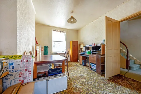 Naunton Crescent, Cheltenham, GL53 photo 4