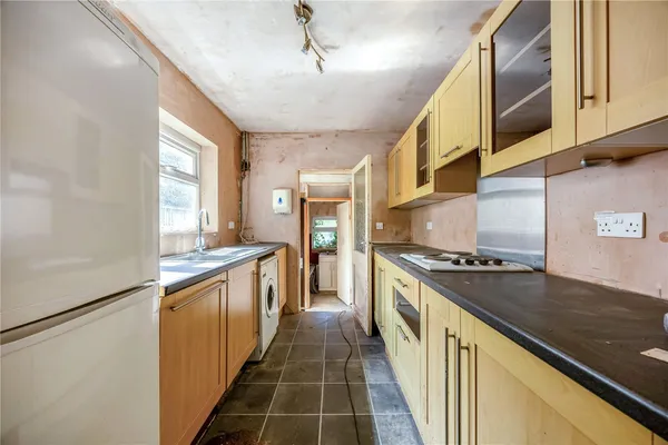 Naunton Crescent, Cheltenham, GL53 photo 5