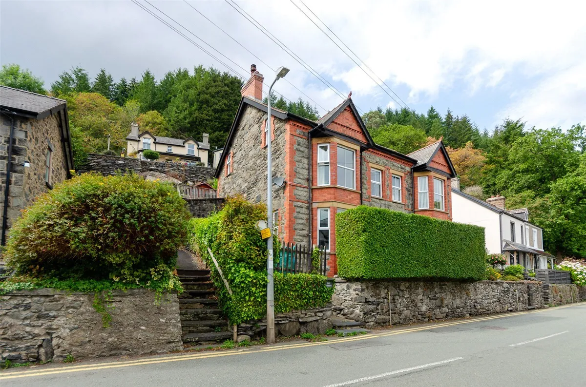 Trefriw, Conwy, LL27