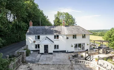 Hemyock, Cullompton
