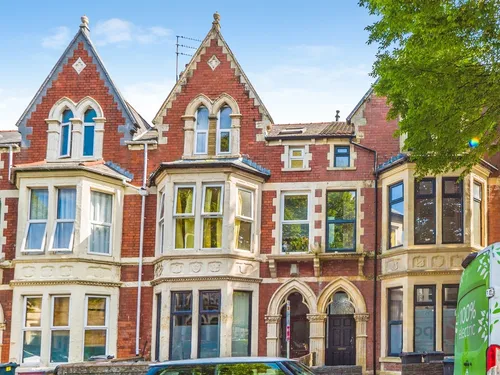 Connaught Road, Roath, Cardiffphoto