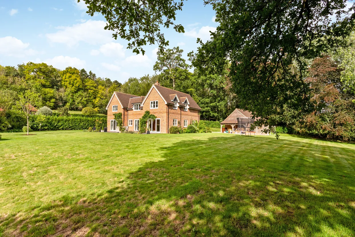 West Tytherley, Salisbury, SP5 photo 2