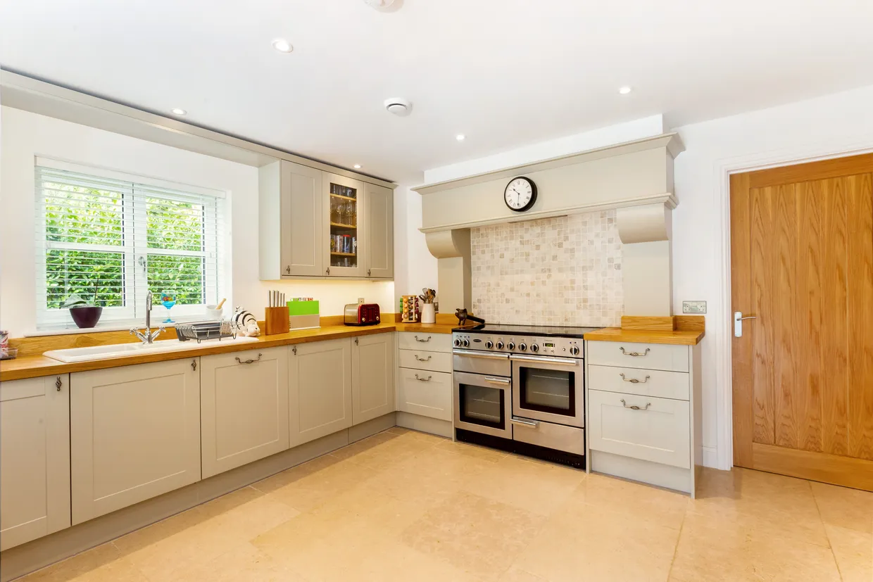 West Tytherley, Salisbury, SP5 photo 5