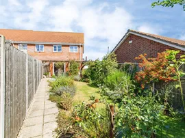 Forge Terrace, Hales, Norwich thumb 3