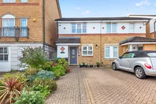 Ribblesdale Avenue, London