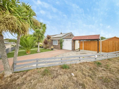 Robinsdale, Clacton-On-Seaphoto