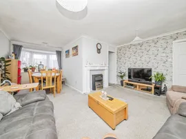 Robinsdale, Clacton-On-Sea thumb 3
