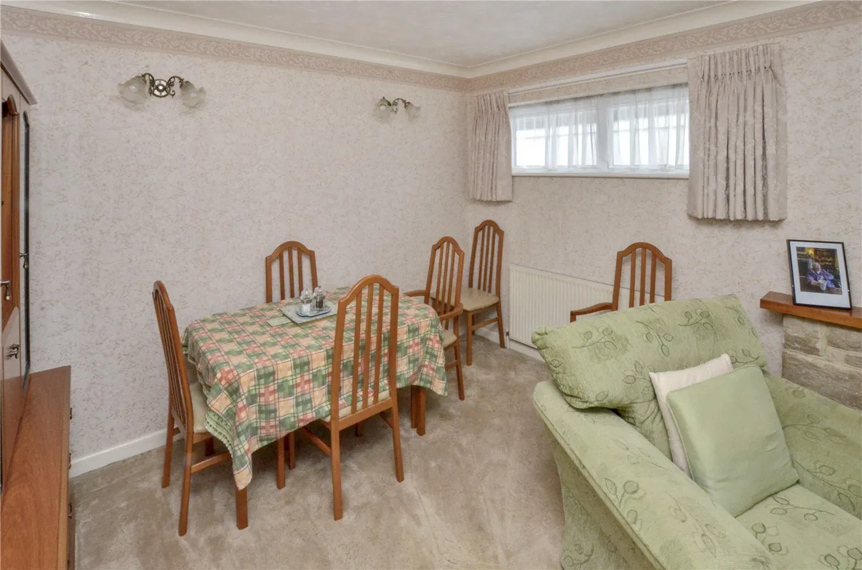 Sarum Avenue, West Moors, Ferndown, Dorset, BH22