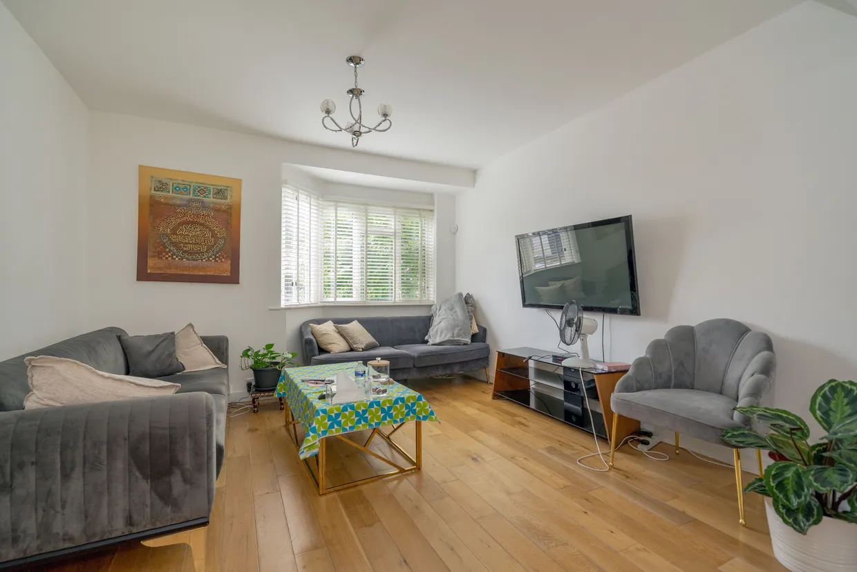 Avalon Road, Ealing, W13 photo 4