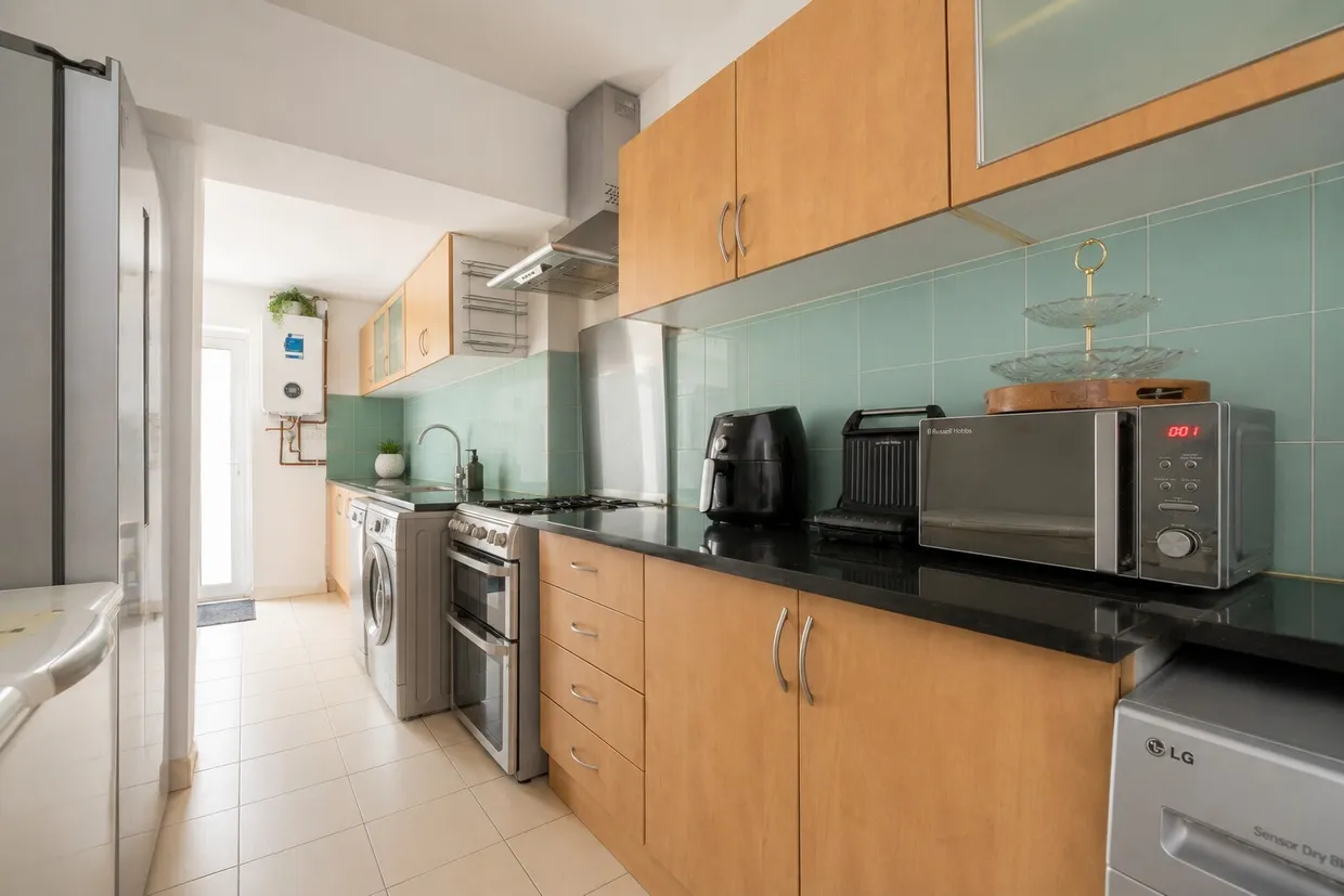 Avalon Road, Ealing, W13 photo 5
