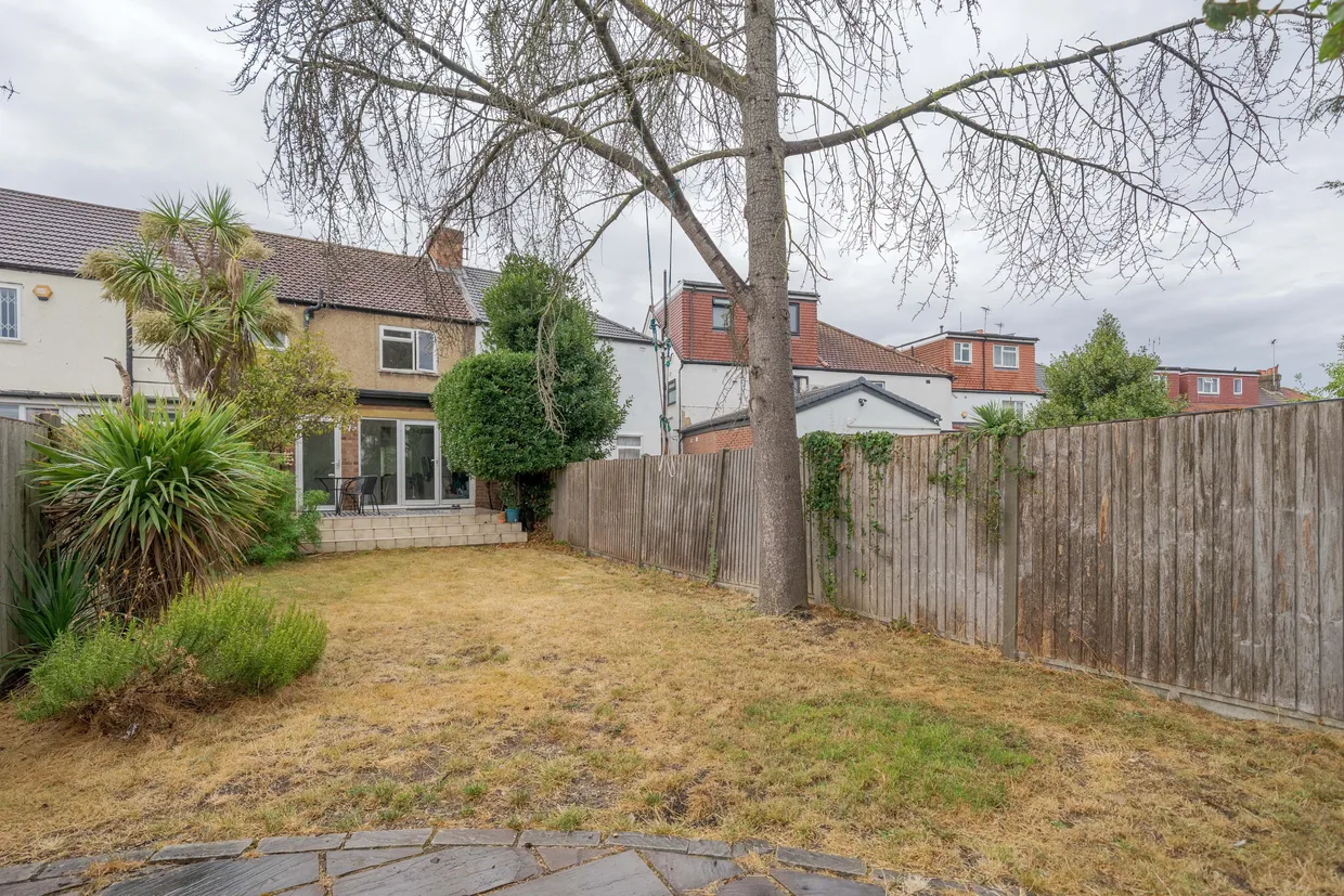 Avalon Road, Ealing, W13 photo 9