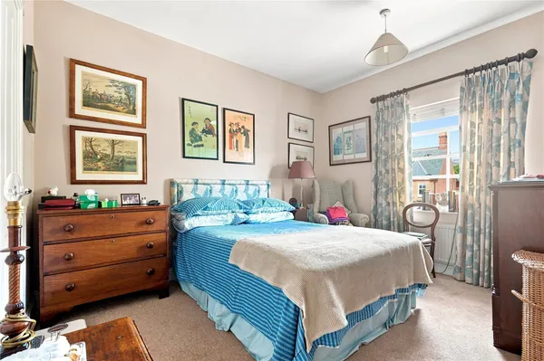 Mistley, Manningtree, CO11 photo 12