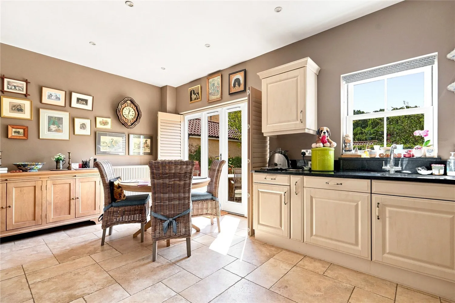 Mistley, Manningtree, CO11 photo 18