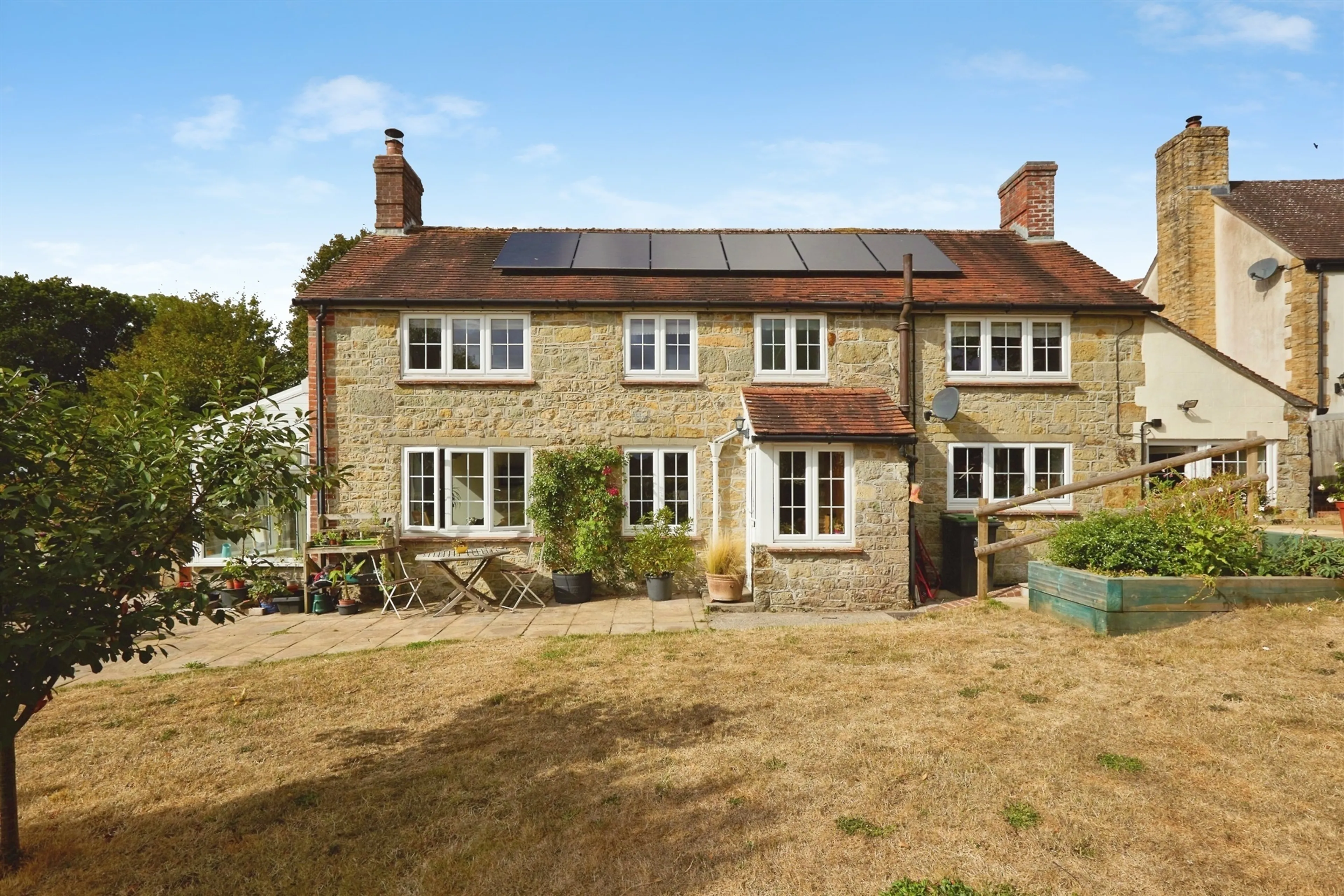 Property photo 0