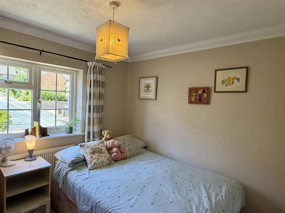 https://mr0.homeflow-assets.co.uk/files/photo/image/48164/8617/_x_/7OyQGs_i0EiGz9tzh7qcgw.jpg