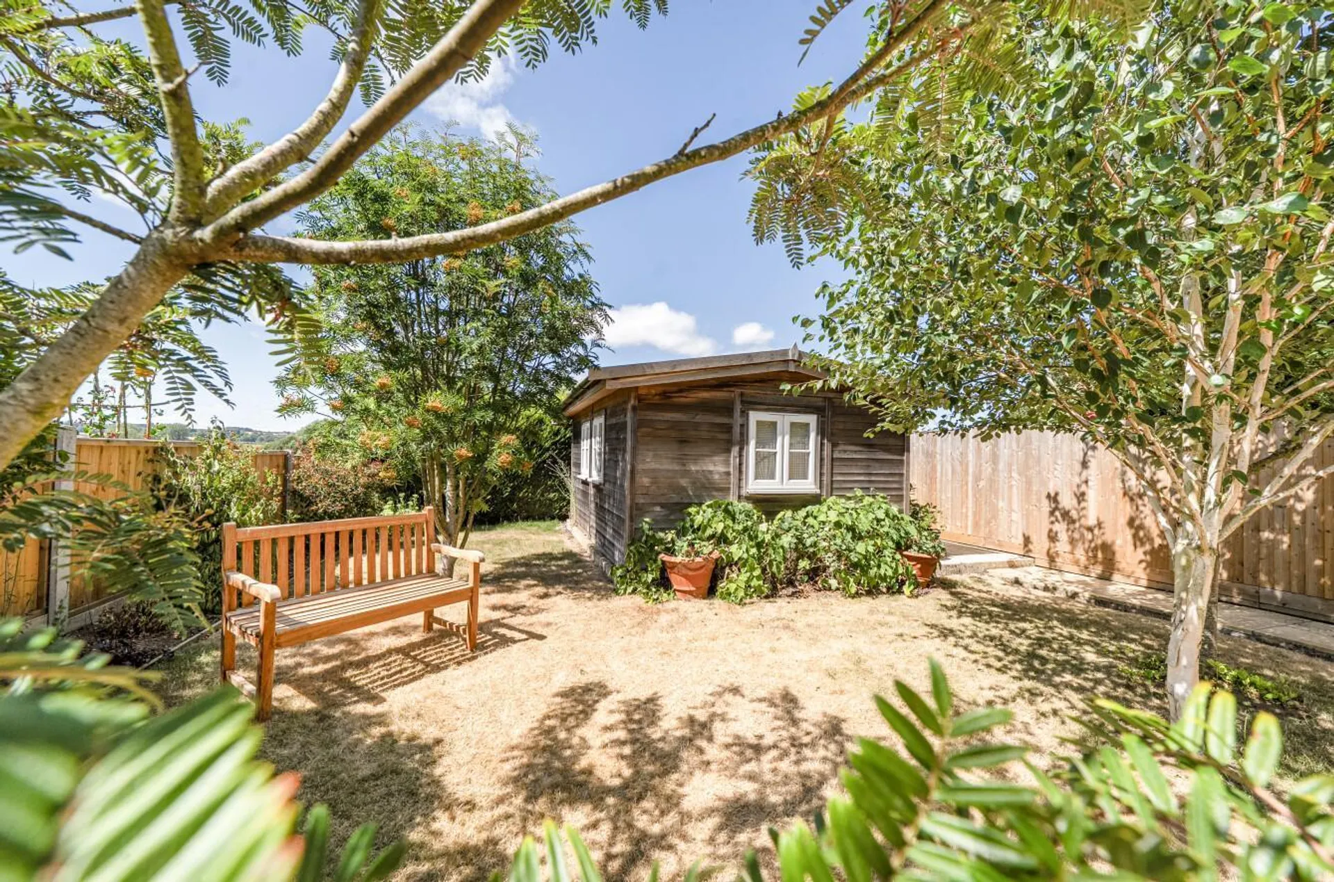 Property photo top 1