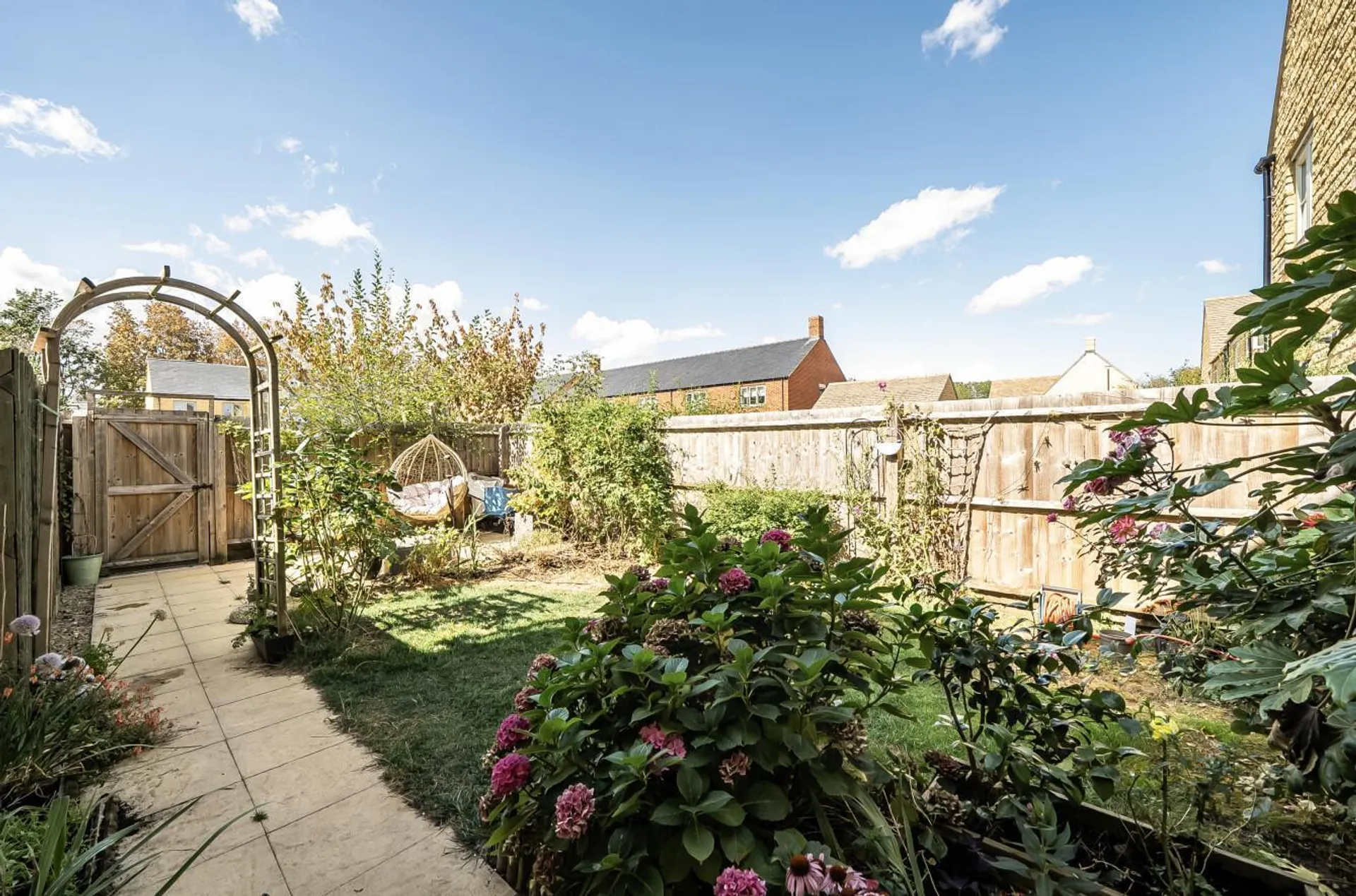 Property photo top 2