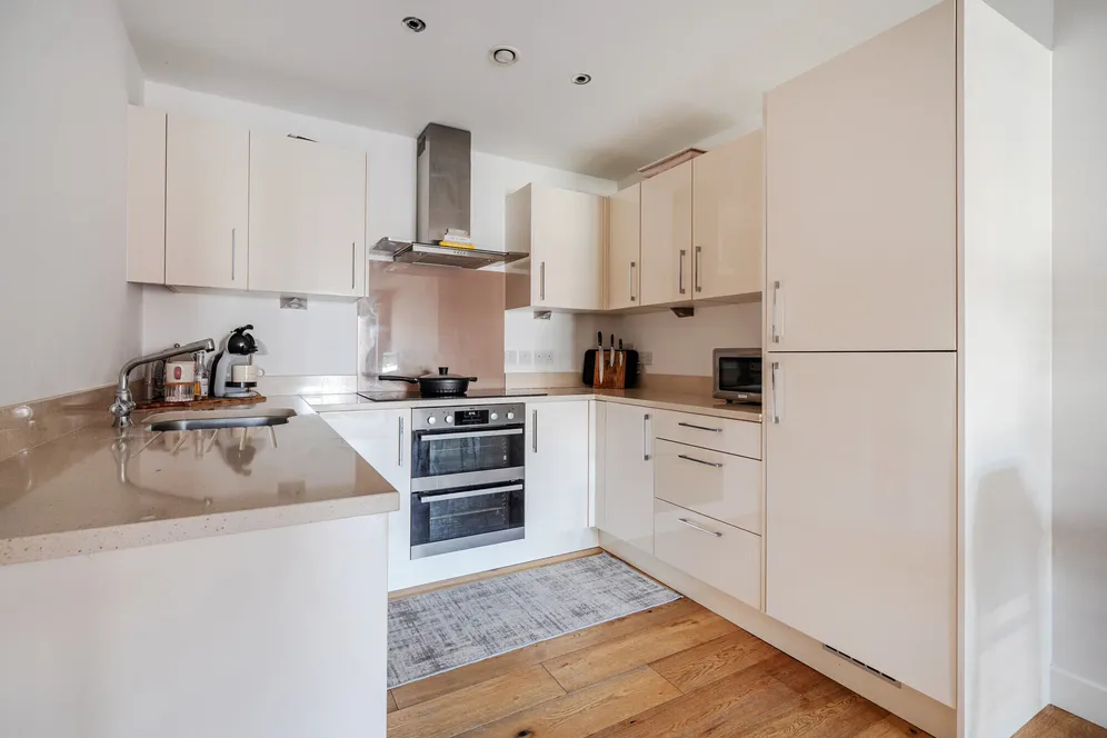 Kingman Way, Newbury, RG14 photo 2