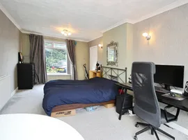 Swarcliffe Green, LEEDS thumb 3