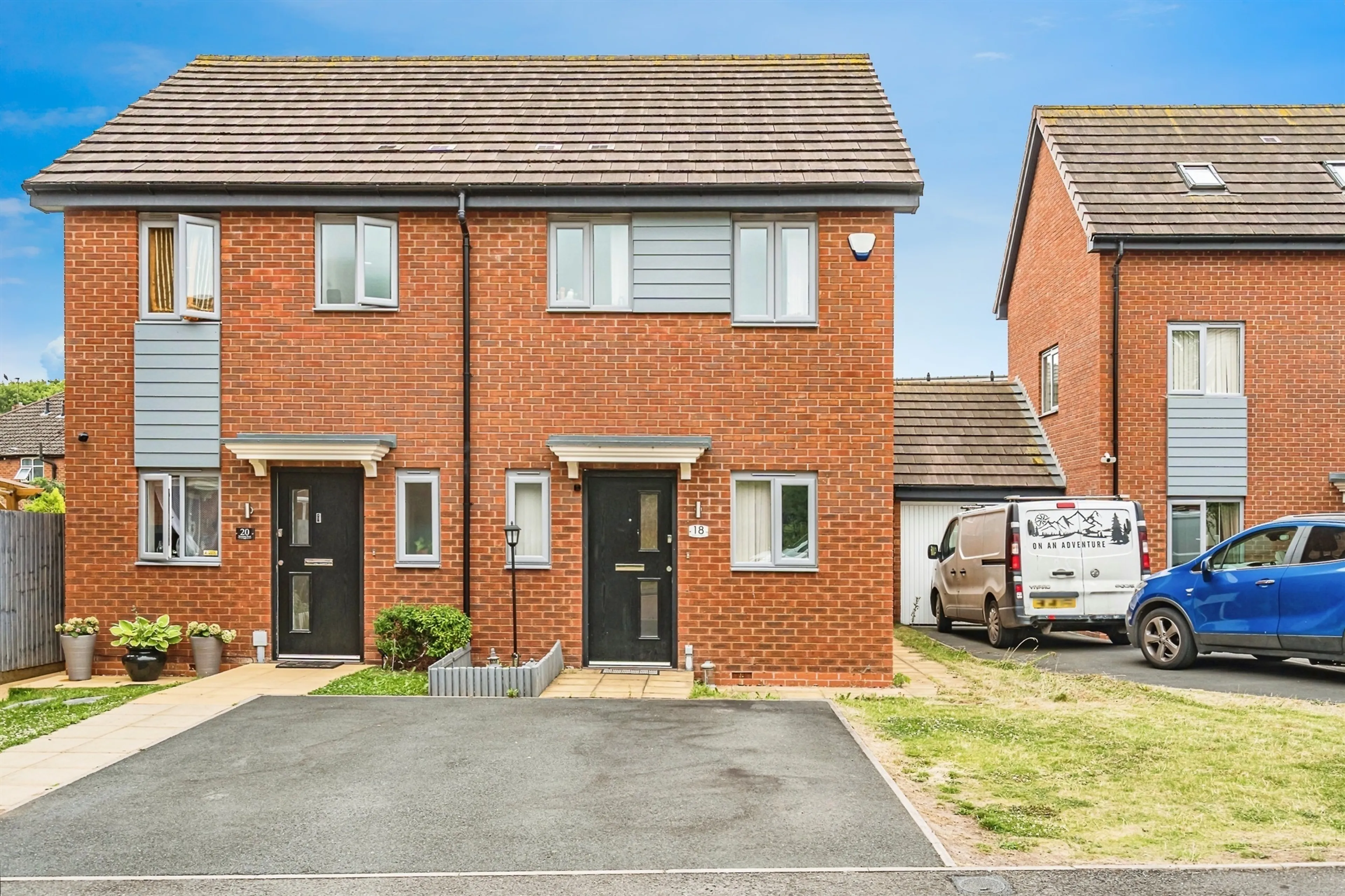 Property photo 0