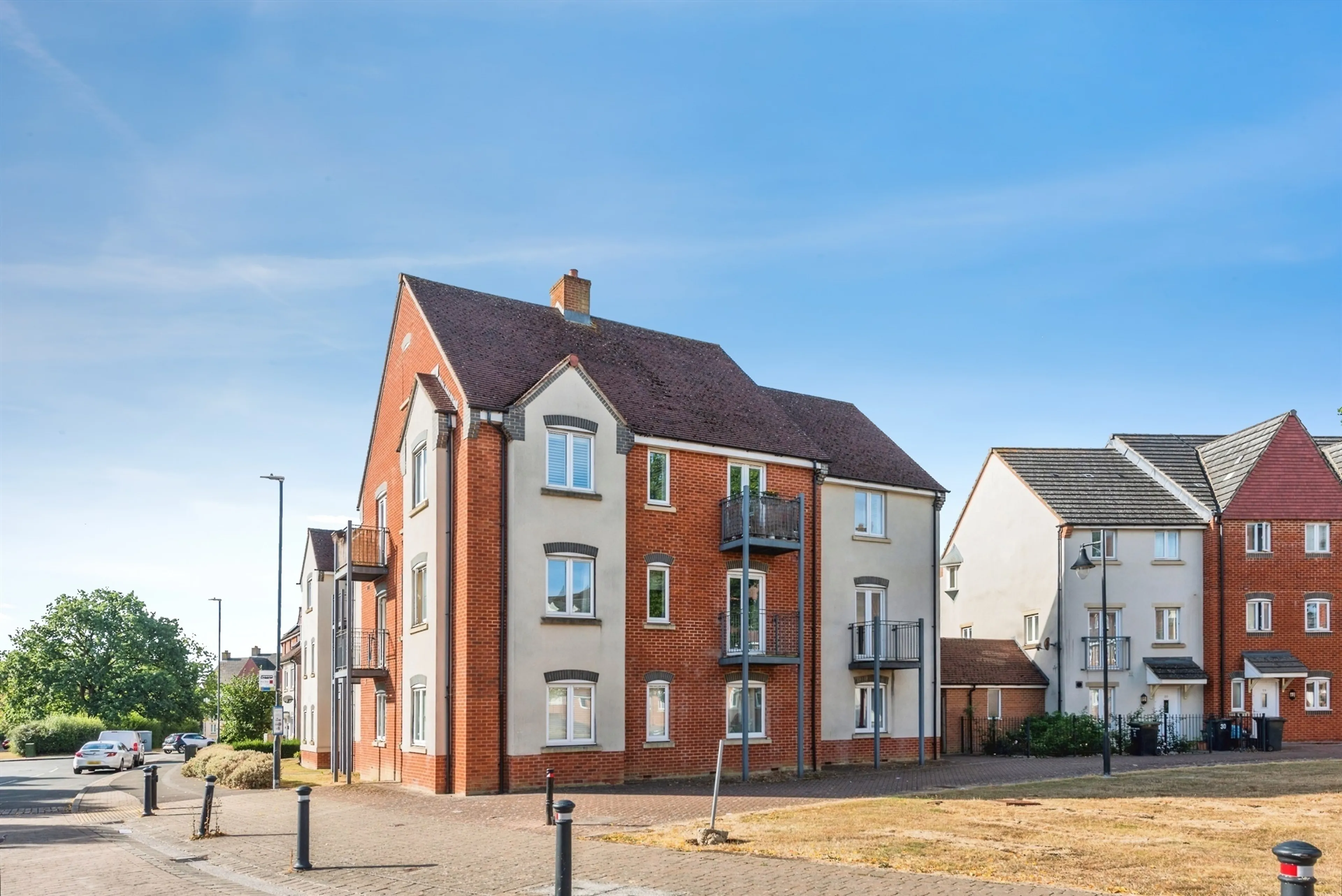 Property photo 0