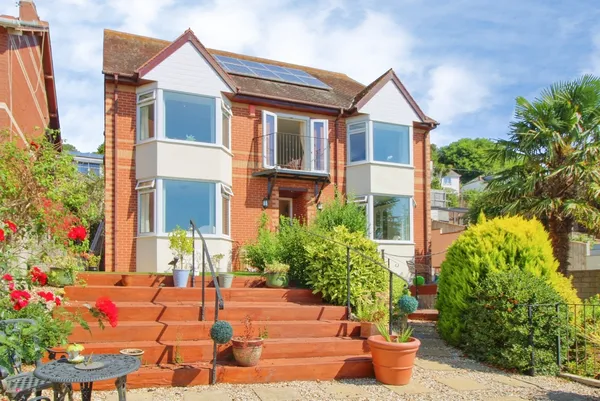 Summerland Close, Dawlish, Devon, EX7