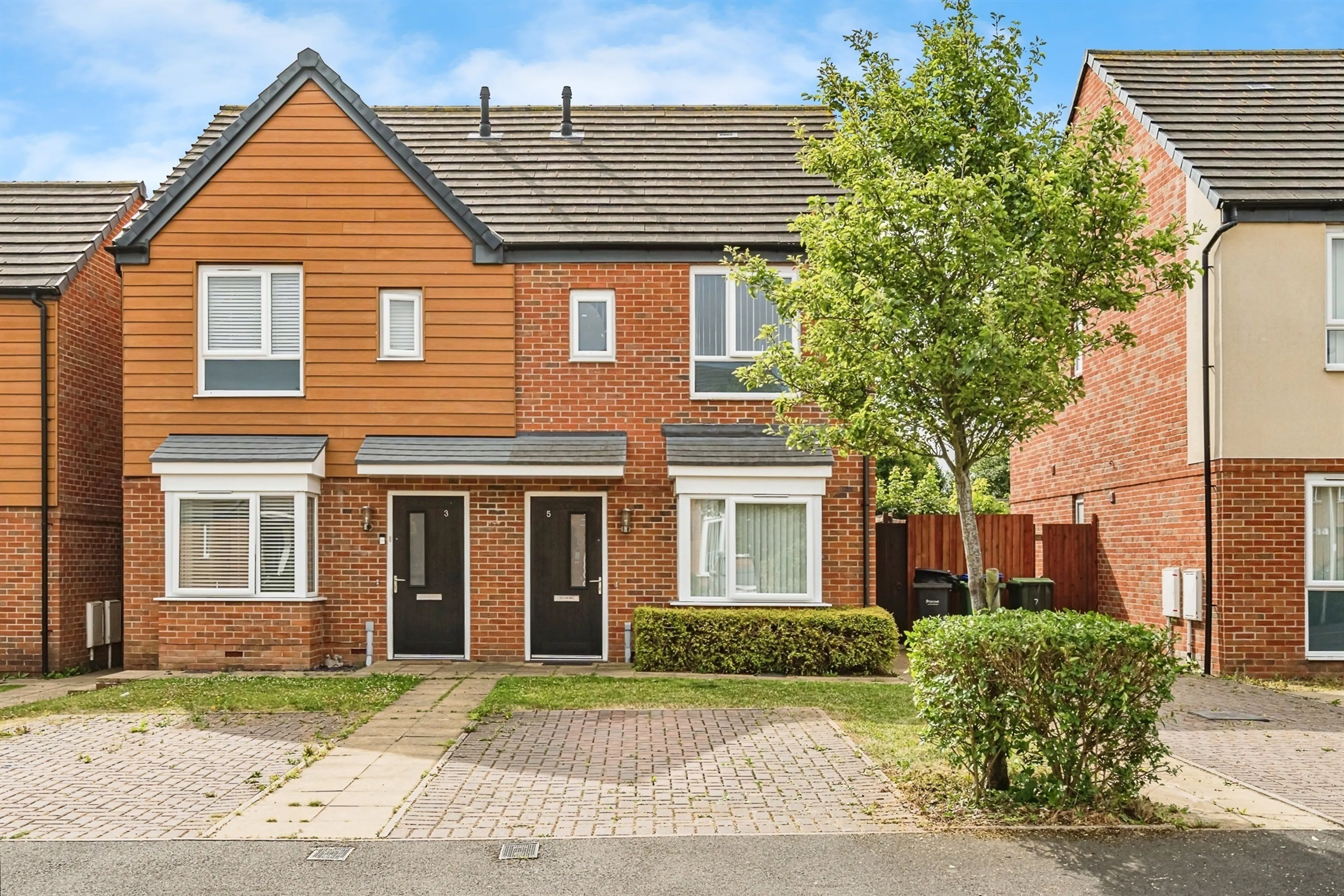 Property photo 0