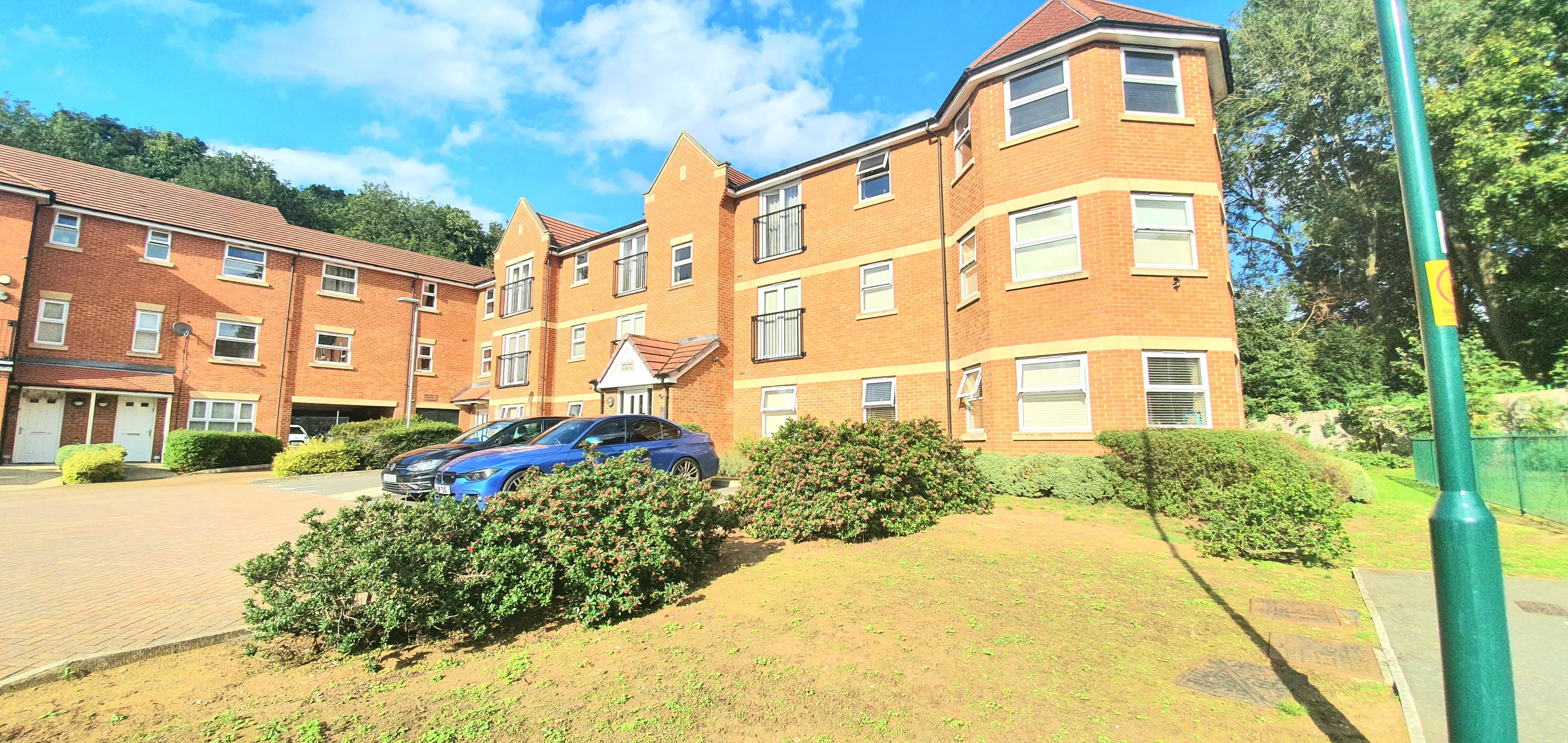 Property photo 0