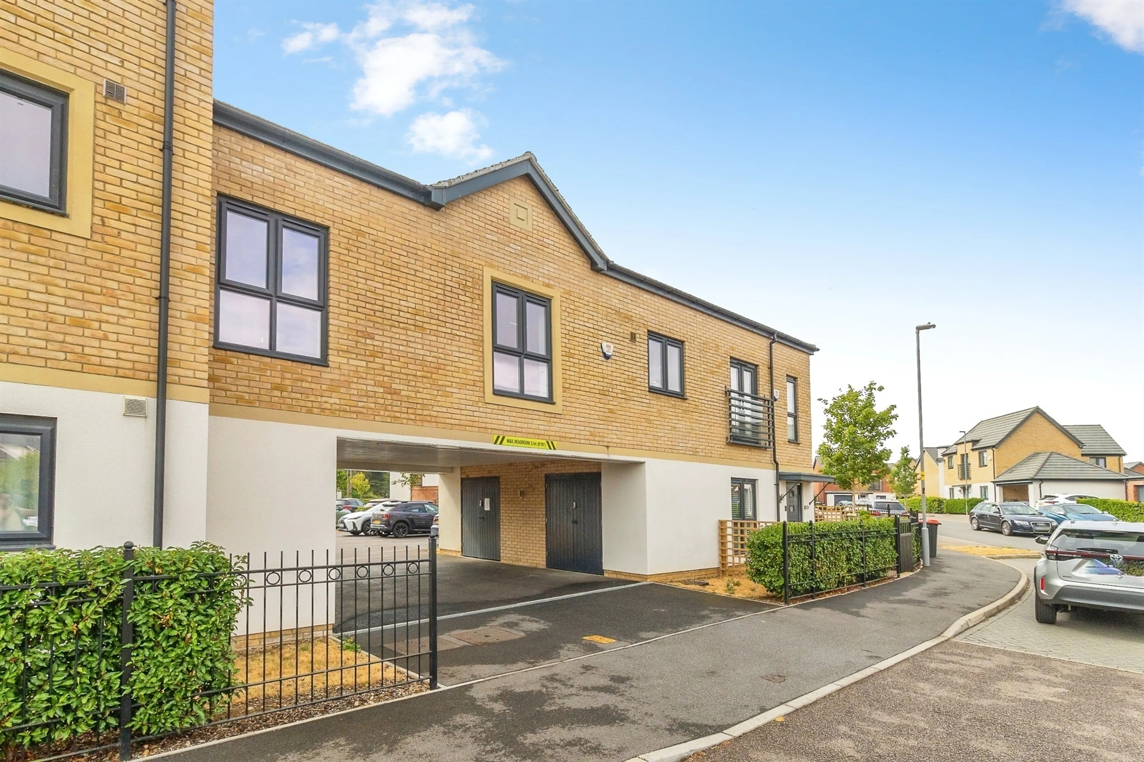 Property photo 0