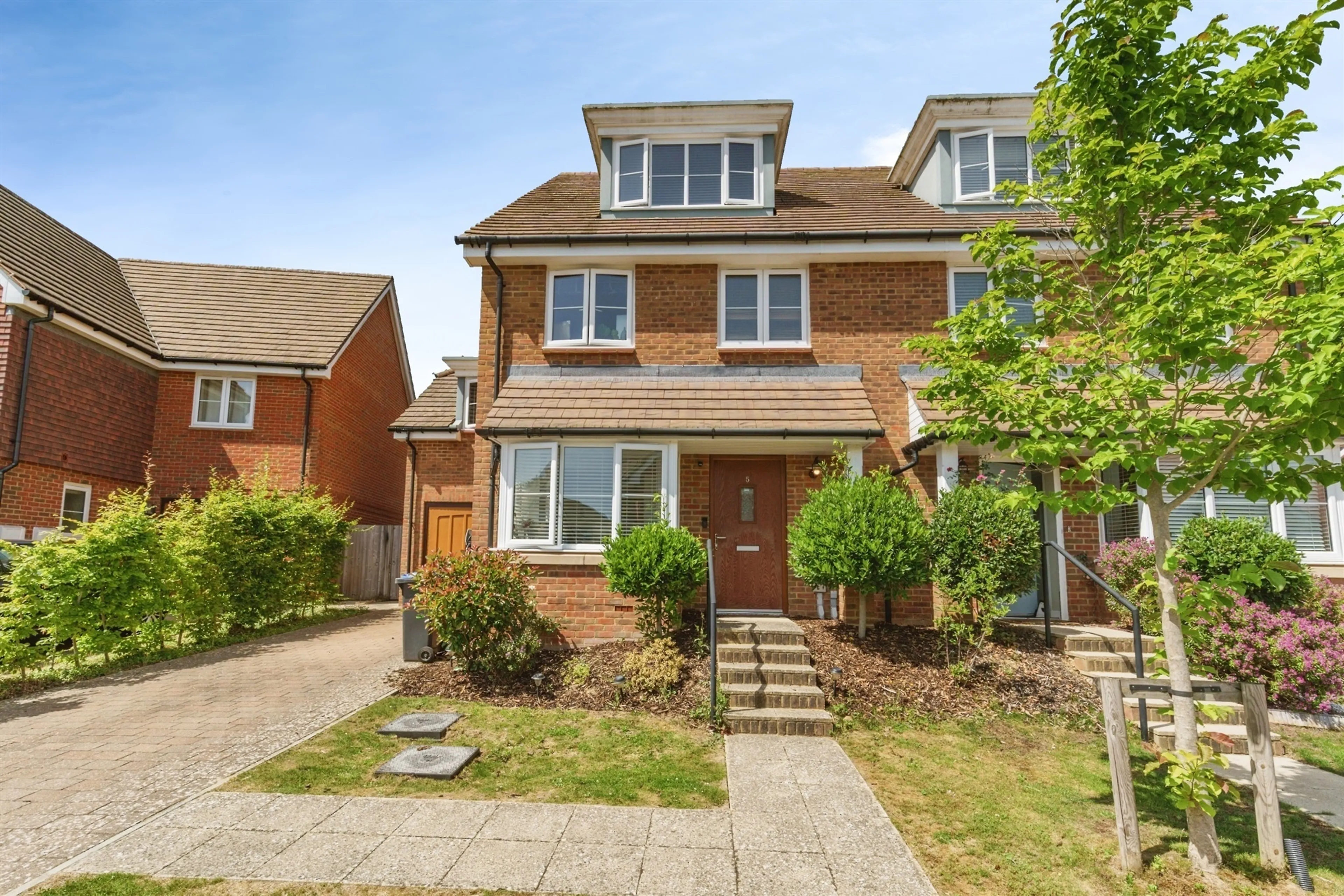 Property photo 0