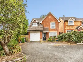 Beechfield Close, Stone Cross, Pevensey photo