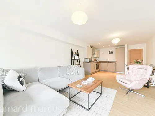 Wimbledon Park Road, Southfieldsphoto