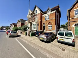 Victoria Road North, SOUTHSEA photo