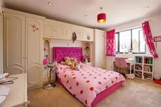 Gunnersbury Way, Nuthall, NOTTINGHAM