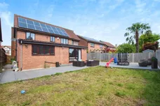 Gunnersbury Way, Nuthall, NOTTINGHAM
