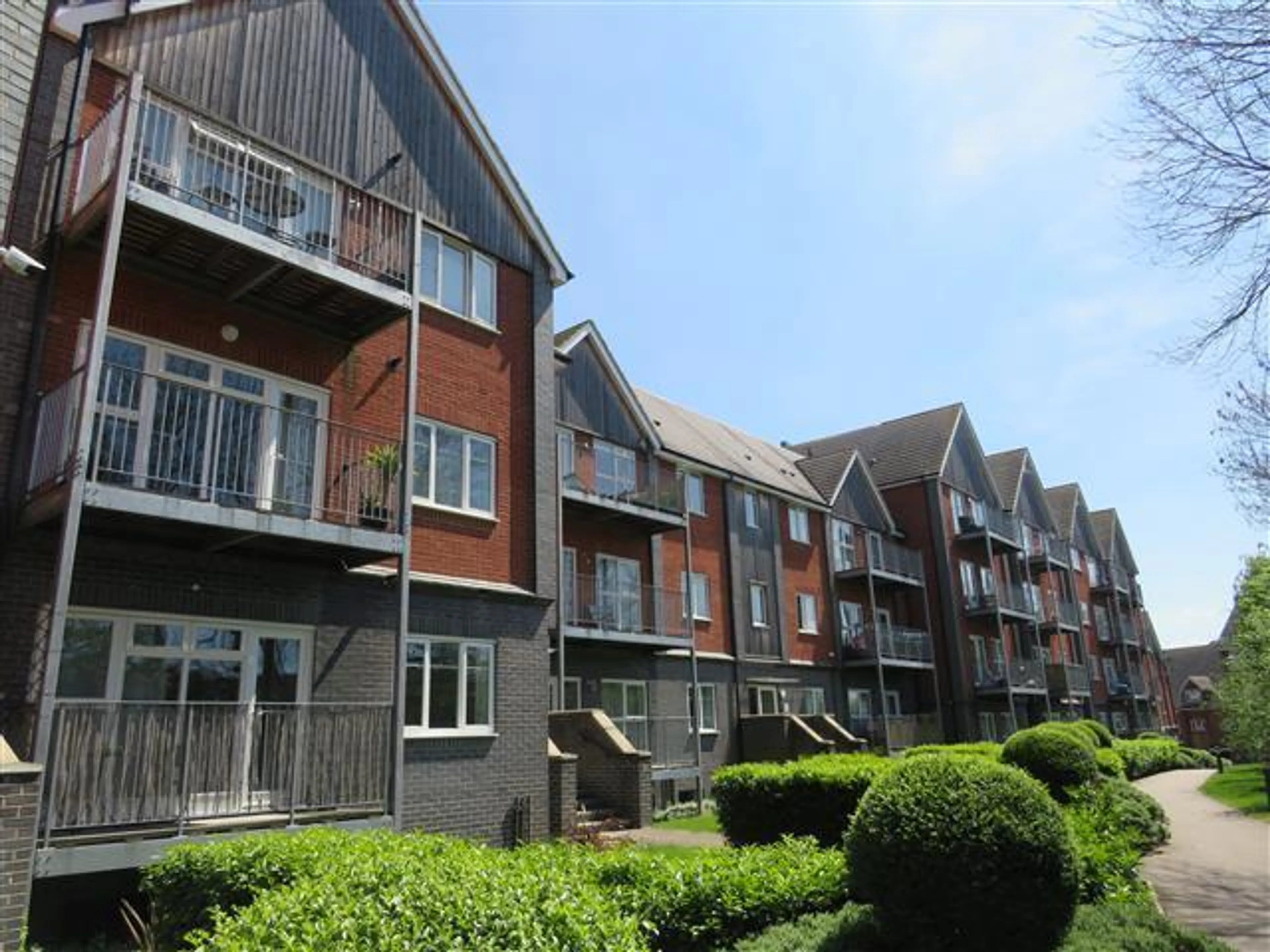 Property photo 0