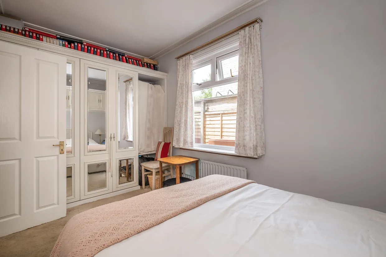 Ravenslea Road, London, SW12 photo 8
